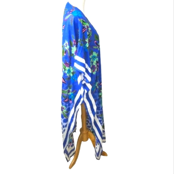 Steve Madden beautiful Ruana Cover Up Shawl/kimono duster one size - Picture 2 of 8